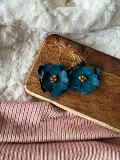 Millie Sandstone Flower Earrings
