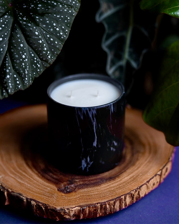 Marquina Dipped Ceramic Round Candle